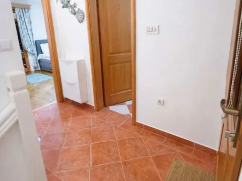 Rent, house, 120m², Zabjelo, Podgorica - image 7