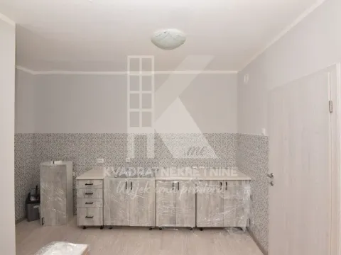 Izdavanje, poslovni prostor, 41m², Preko Morače, Podgorica - image 2