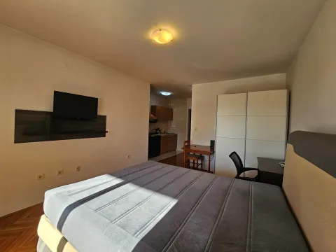 Rent, apartment, 33m², Centar, Bar - image 7