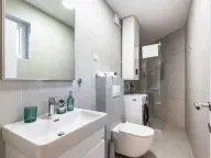 Izdavanje, dvosoban stan, 80m², Bečići, Budva - image 10