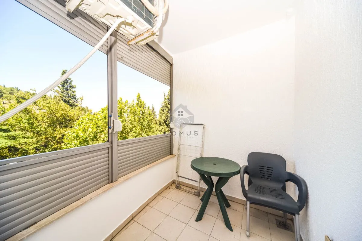 Izdavanje, jednosoban stan, 39m², Pobrežje, Podgorica