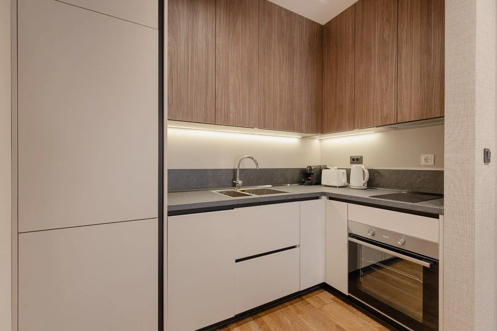 Prodaja, jednosoban stan, 46m², Tivat, Crna Gora