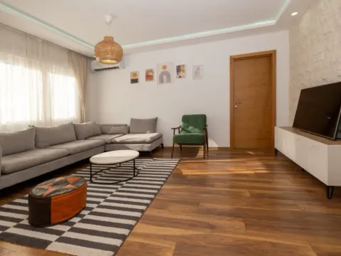 Prodaja, trosoban stan, 89m2, Autobuska stanica, Podgorica
