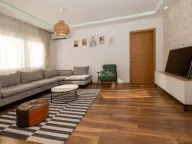 Prodaja, trosoban stan, 89m², Autobuska stanica, Podgorica - image 1