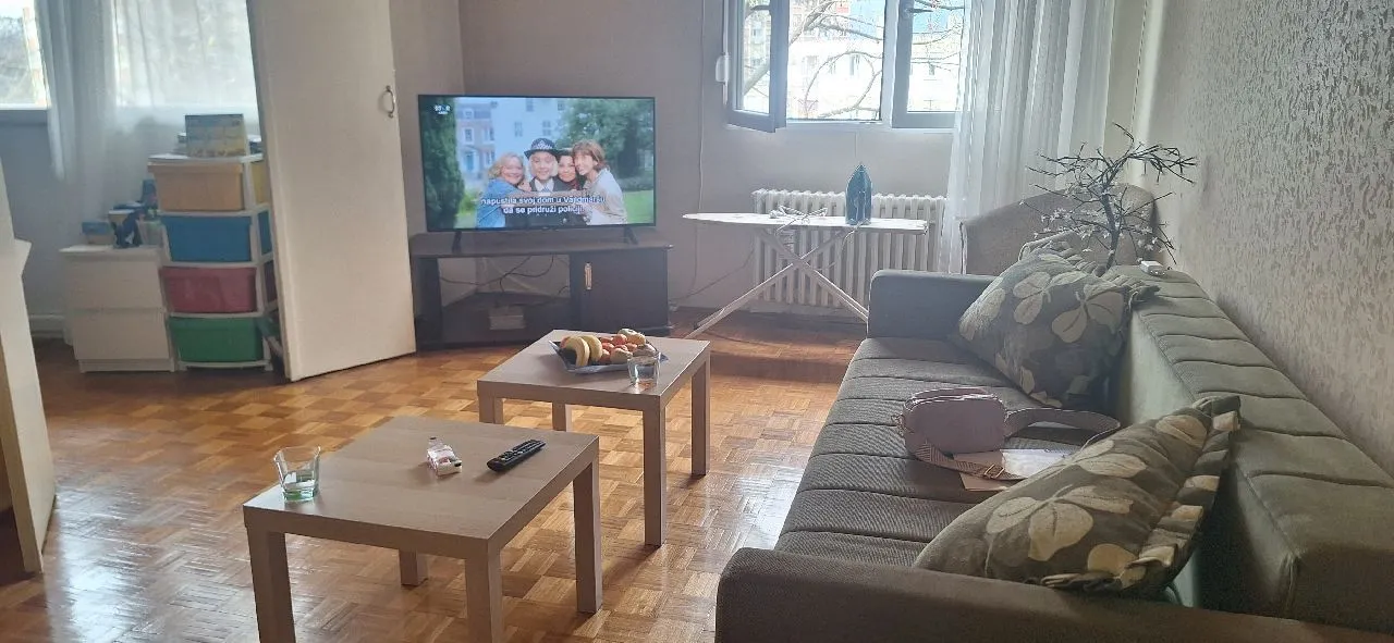 Prodaja, dvosoban stan, 67m², Kanarevo Brdo, Beograd