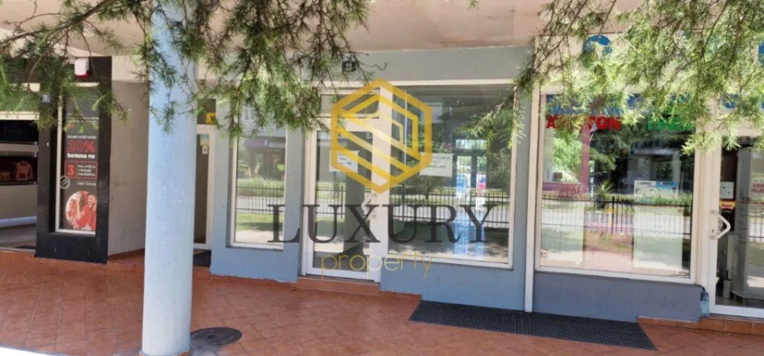 Rent, office space, 90m², Stari Aerodrom, Podgorica