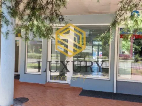 Rent, office space, 90m², Stari Aerodrom, Podgorica - image 2