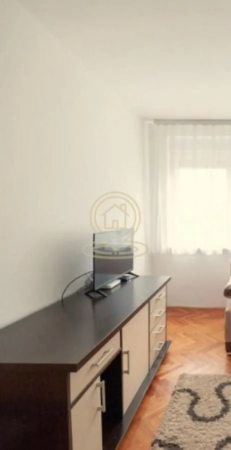 Izdavanje, jednosoban stan, 33m², Grbavica, Novi Sad Sve Podlokacije