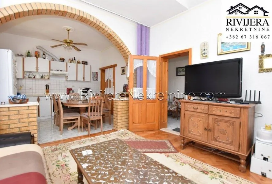 Prodaja, kuća, 365m², Bijela, Herceg Novi