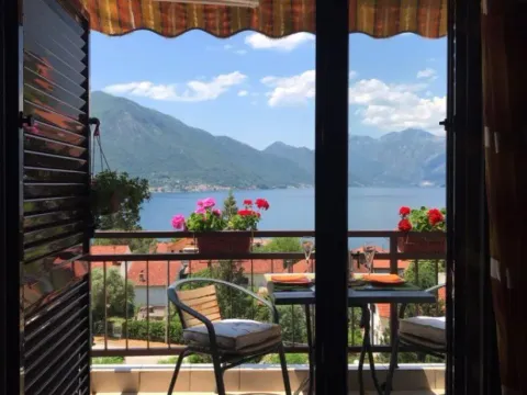 Sale, two bedroom apartment, 67m², Dobrota, Kotor - image 8