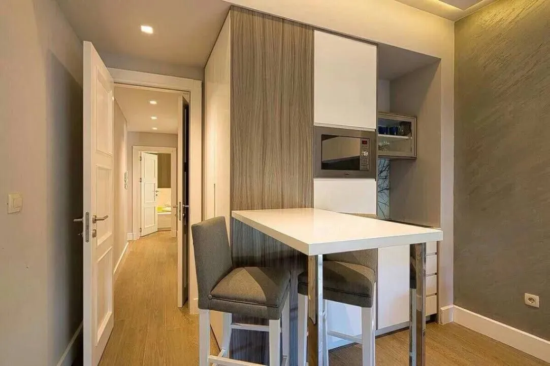 Rent, one bedroom apartment, 44m², Centar, Budva