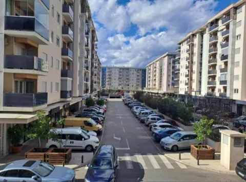 Rent, studio apartment, 32m², City Kvart, Podgorica - image 9