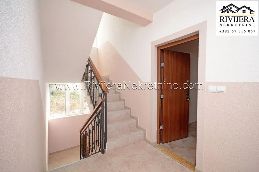 Prodaja, dvosoban stan, 80m², Radanovići, Kotor