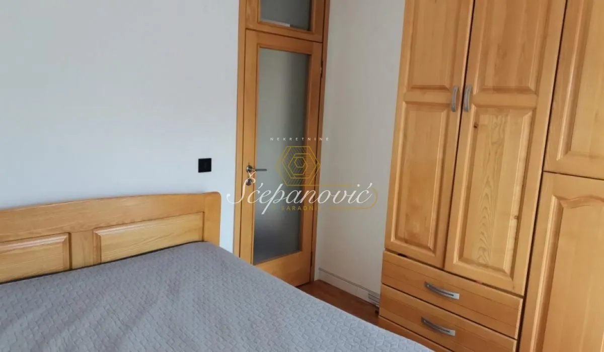 Prodaja, trosoban stan, 87m², Telep južni, Novi Sad Sve Podlokacije