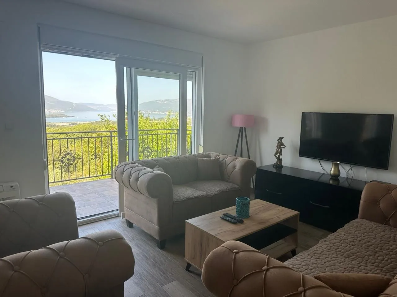 Rent, three bedroom apartment, 100m², Kavač, Kotor