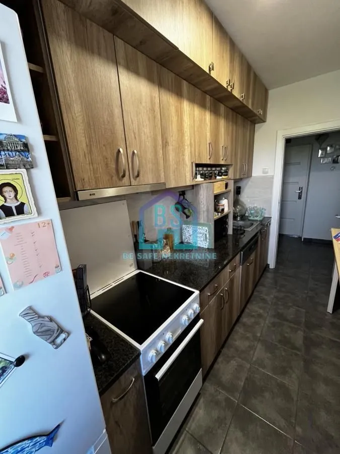 Prodaja, trosoban stan, 58m², Sremski Karlovci, Novi Sad