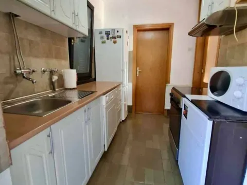 Rent, two bedroom apartment, 84m², Seljanovo, Tivat - image 6