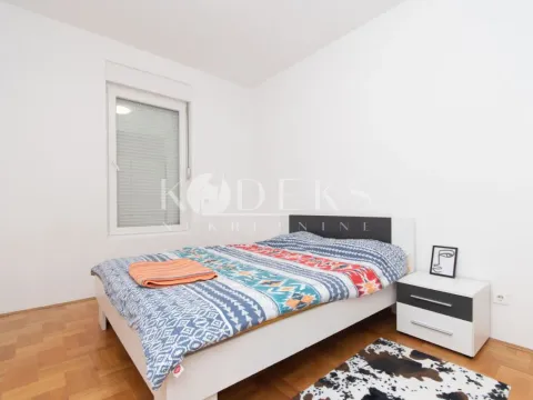 Izdavanje, dvosoban stan, 99m², Tuški Put, Podgorica - image 4