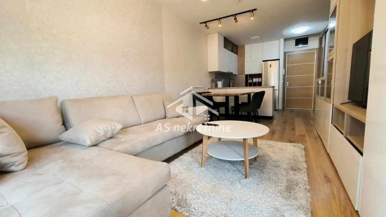 Izdavanje, dvosoban stan, 50m², Fon (Fon - Bilećka), Voždovac Sve Podlokacije