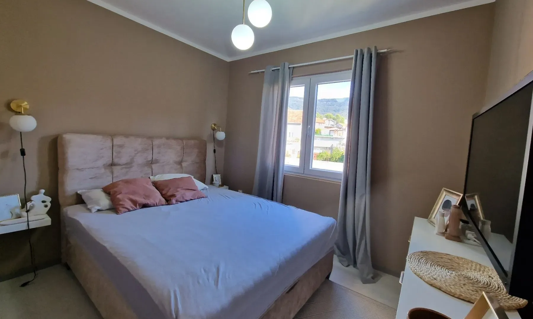 Rent, three bedroom apartment, 105m², Tivat, Crna Gora
