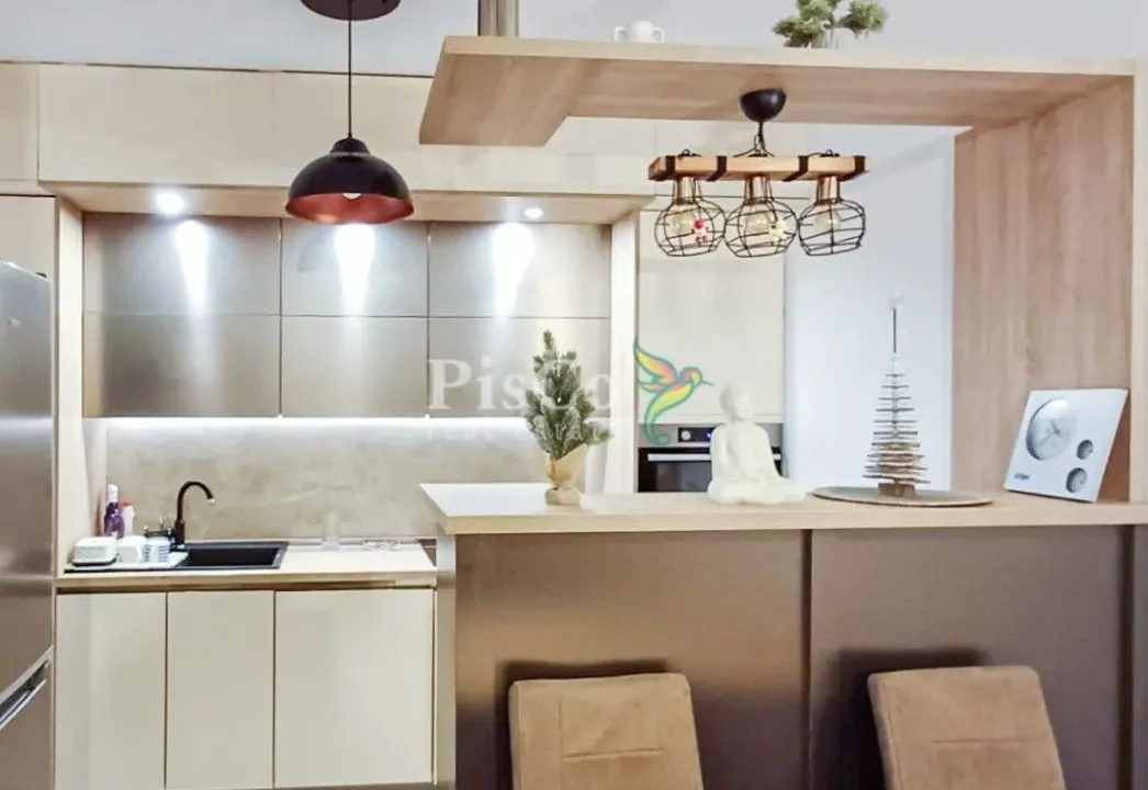 Izdavanje, dvosoban stan, 70m², Master Kvart, Podgorica