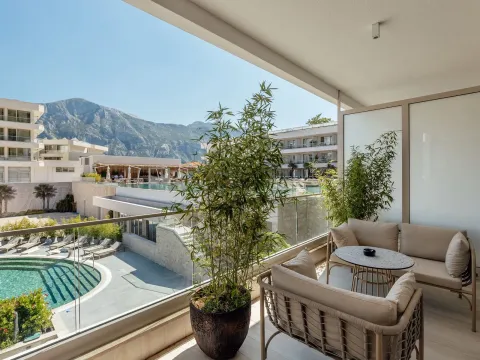 Sale, one bedroom apartment, 68m², Stoliv, Kotor - image 18