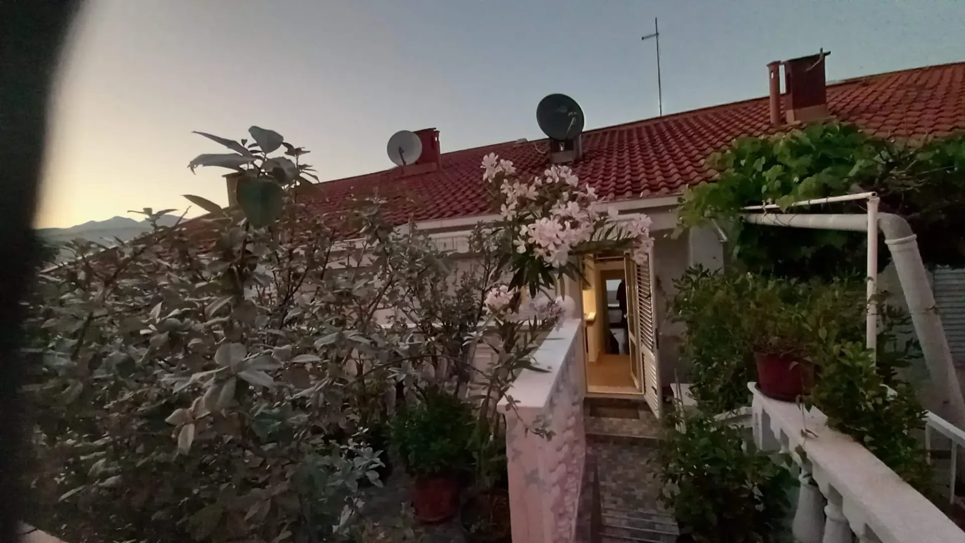 Prodaja, dvosoban stan, 47m², Krašići, Tivat