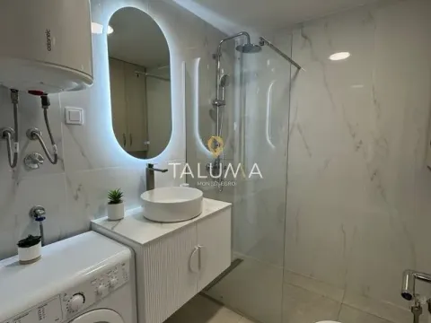 Sale, two bedroom apartment, 74m², Bečići, Budva - image 5