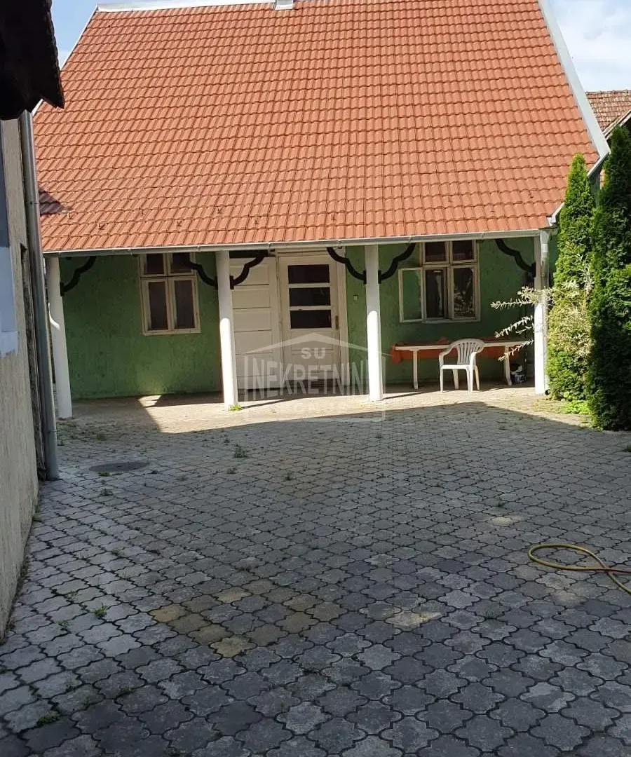 Prodaja, kuća, 436m², Centar, Subotica