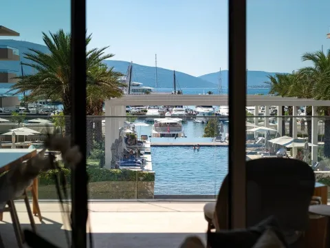 Prodaja, dvosoban stan, 175m², Porto Montenegro, Tivat - image 19
