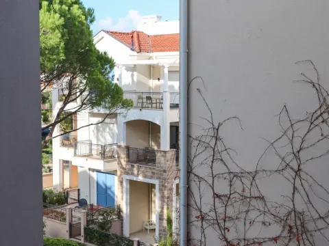 Prodaja, dvosoban stan, 78m², Luštica Bay, Tivat - image 2