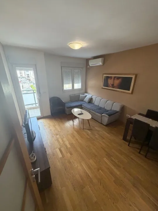 Rent, one bedroom apartment, 42m², City Kvart, Podgorica