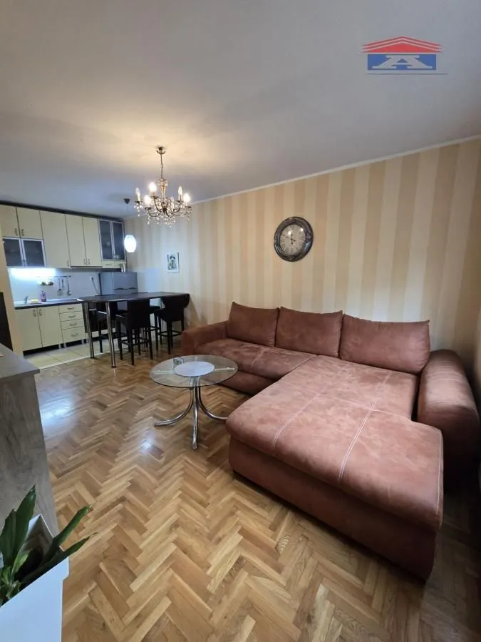 Rent, one bedroom apartment, 35m², Grbavica, Novi Sad Sve Podlokacije