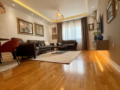 Rent, two bedroom apartment, 90m², Preko Morače, Podgorica - image 1