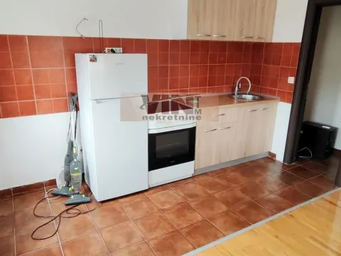 Rent, three bedroom apartment, 55m², Višnjica, Palilula Sve Podlokacije - image 5