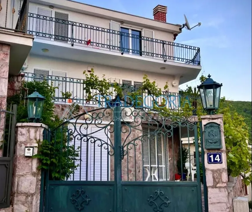 Prodaja, kuća, 260m², Petrovac, Budva
