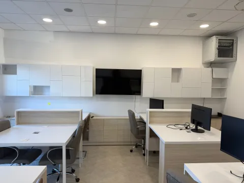Rent, office space, 98m², Stari Aerodrom, Podgorica - image 4