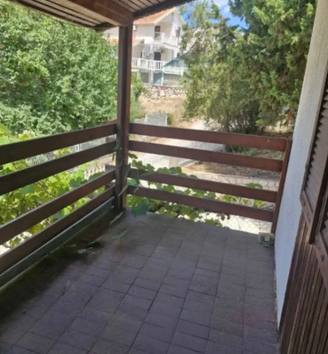 Prodaja, kuća, 110m², Utjeha, Bar