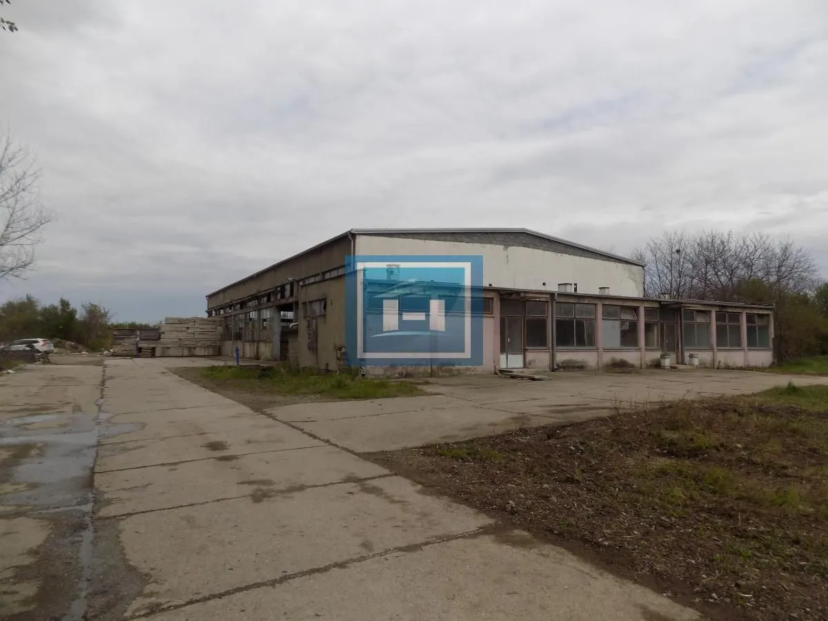 Sale, office space, 1180m², Žabare, Paraćin