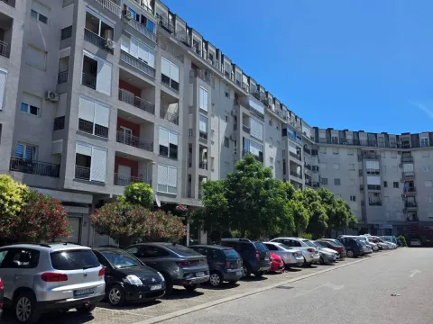 Rent, studio apartment, 30m², Stari Aerodrom, Podgorica - image 7