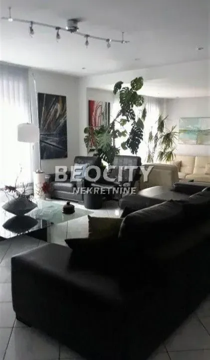 Sale, house, 300m², Telep, Novi Sad Sve Podlokacije