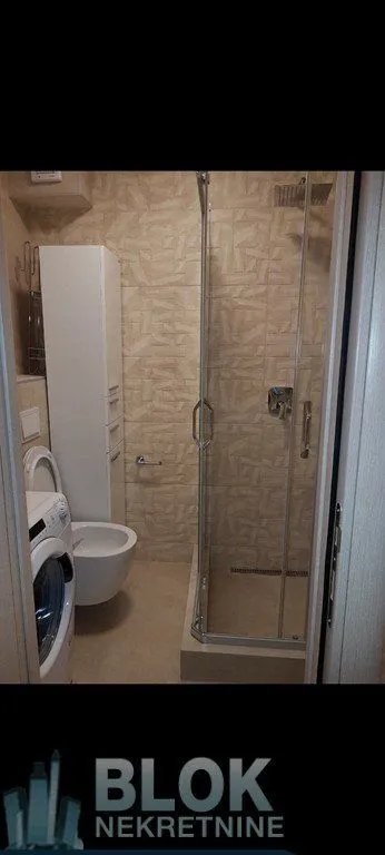 Izdavanje, jednosoban stan, 40m², Centar, Podgorica