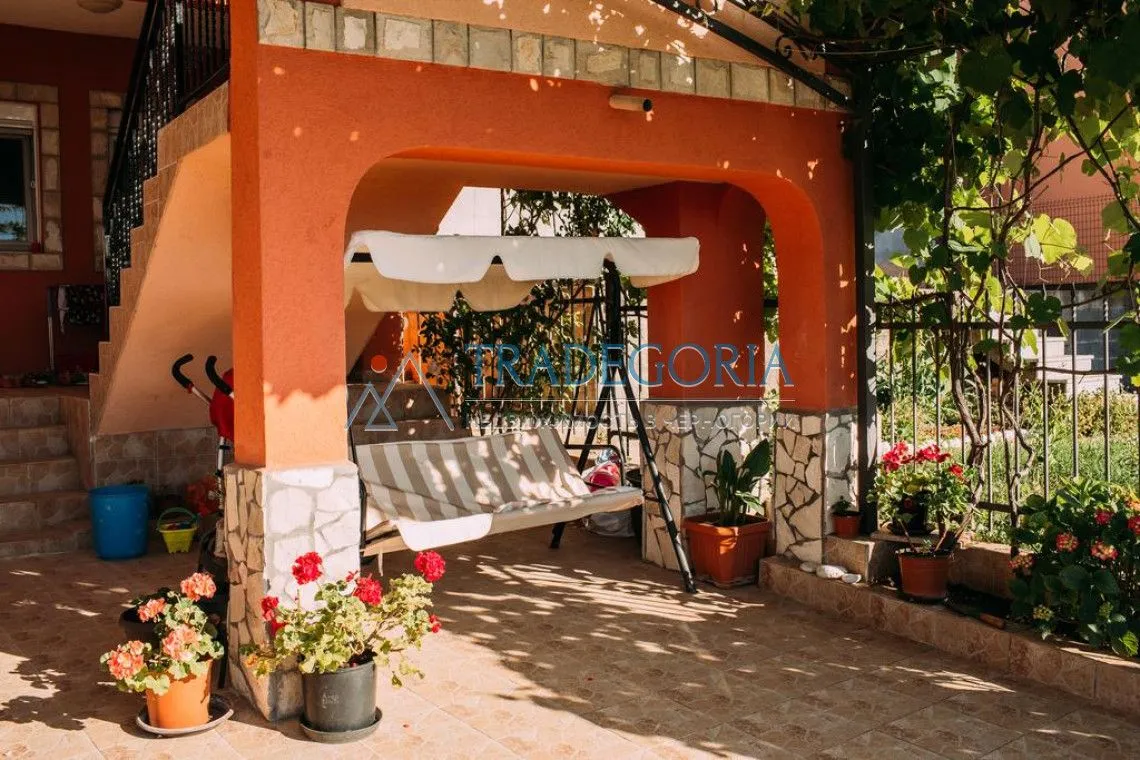 Prodaja, ugostiteljski objekat, 300m², Dobra Voda, Bar