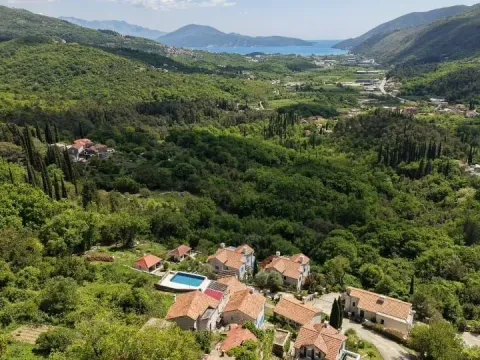 Prodaja, plac, 661m², Herceg Novi, Crna Gora - image 13