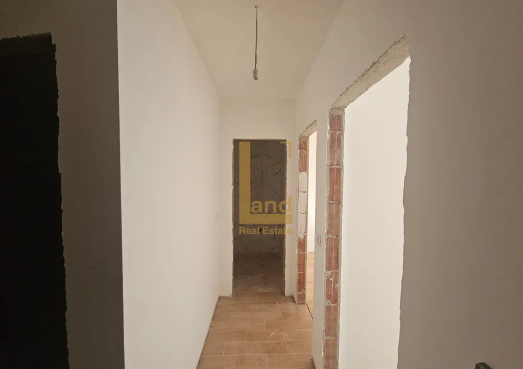 Prodaja, dvosoban stan, 61m², Zagorič, Podgorica