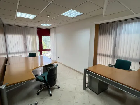 Sale, office space, 412m², Preko Morače, Podgorica - image 9