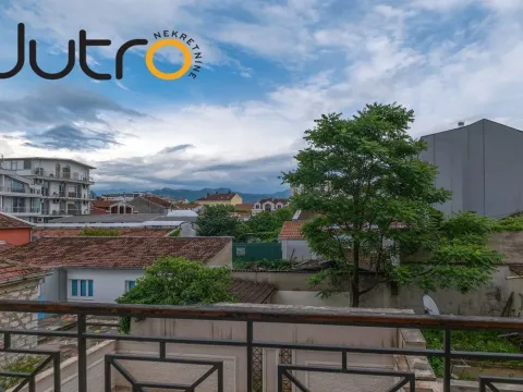 Rent, office space, 178m², Podgorica, Crna Gora - image 17