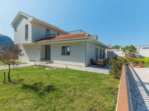 Sale, house, 160m², Sveti Stefan, Budva - image 4