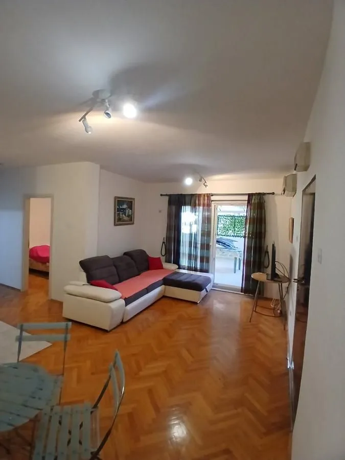 Prodaja, jednosoban stan, 53m², Adok, Budva
