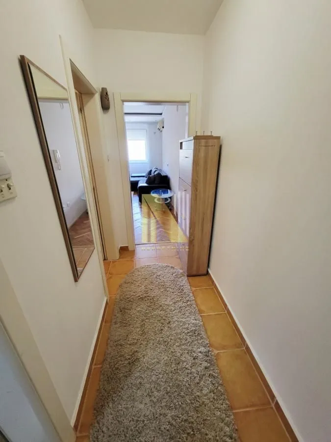 Prodaja, jednosoban stan, 32m², Grbavica, Novi Sad Sve Podlokacije